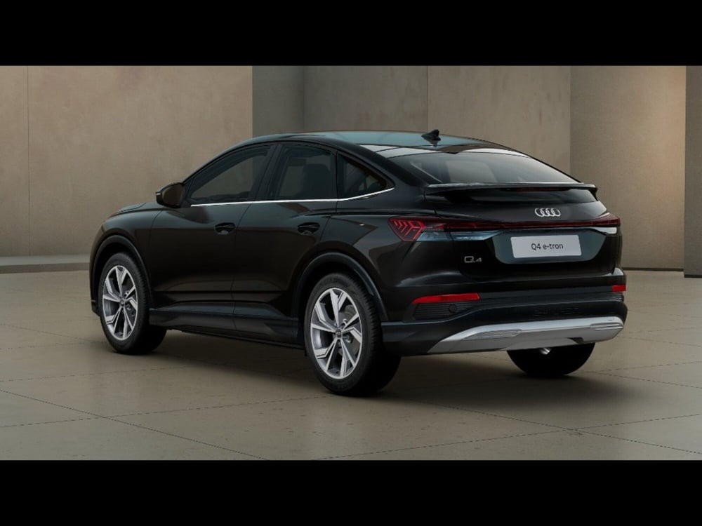 Audi Q4 Sportback nuova a Pisa (3)