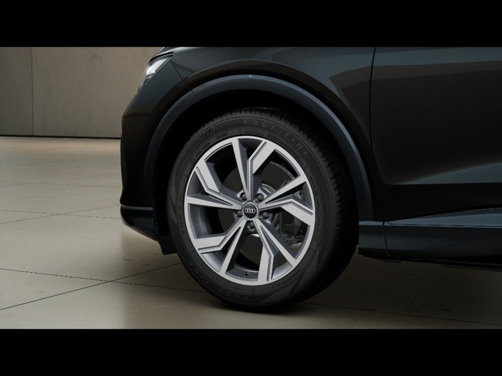 Audi Q4 Sportback nuova a Pisa (7)
