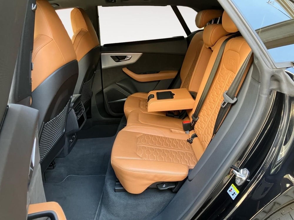 Audi RS Q8 usata a Bologna (9)
