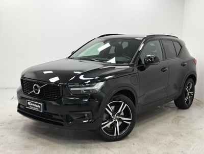 Volvo XC40 T5 Recharge Plug-in Hybrid R-design del 2020 usata a Lurate Caccivio