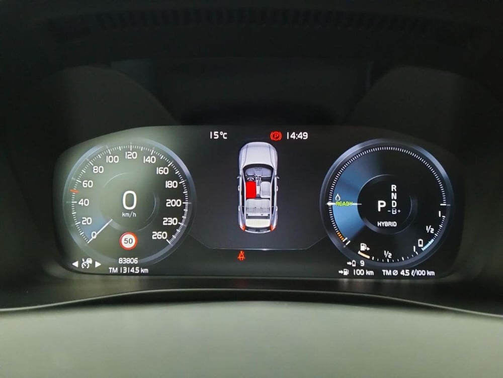 Volvo XC40 usata a Como (13)