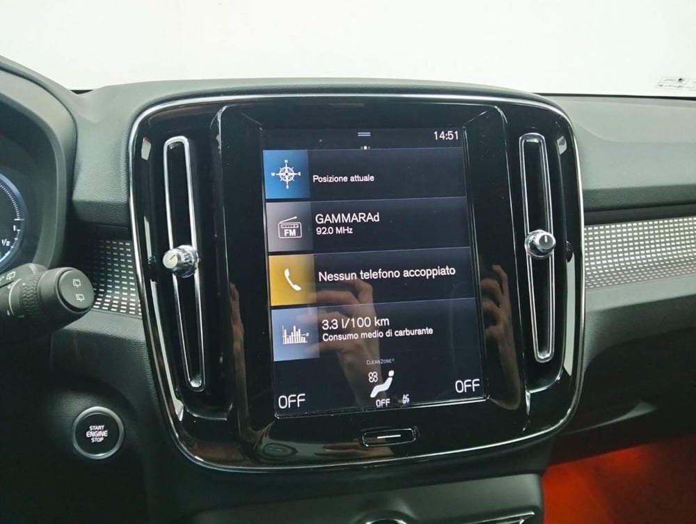 Volvo XC40 usata a Como (15)