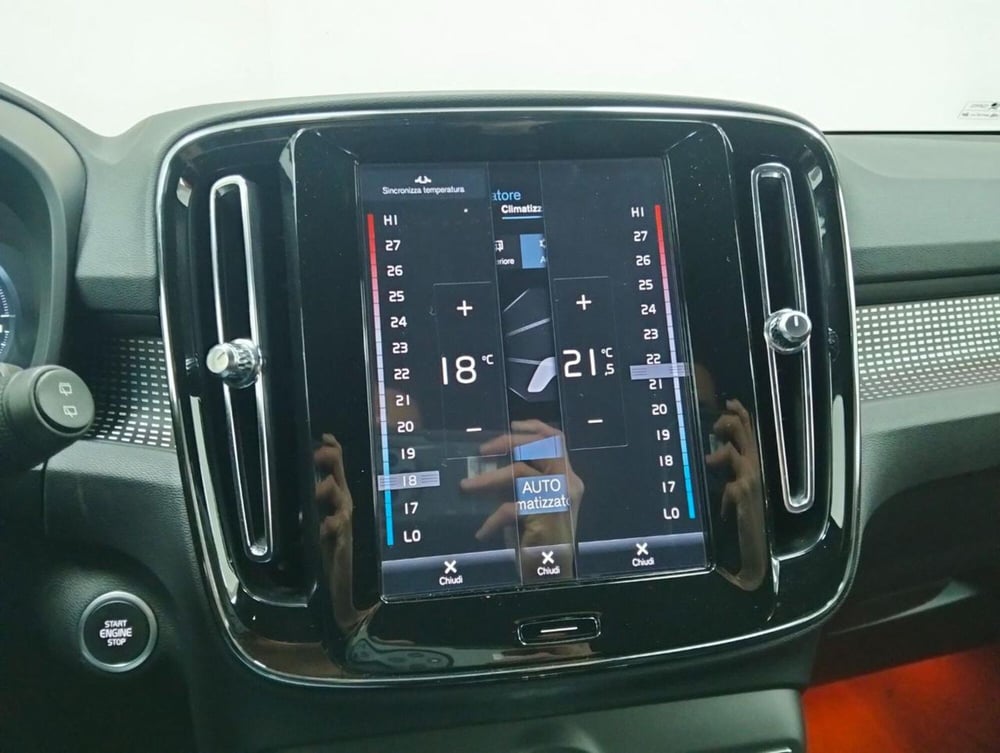 Volvo XC40 usata a Como (16)