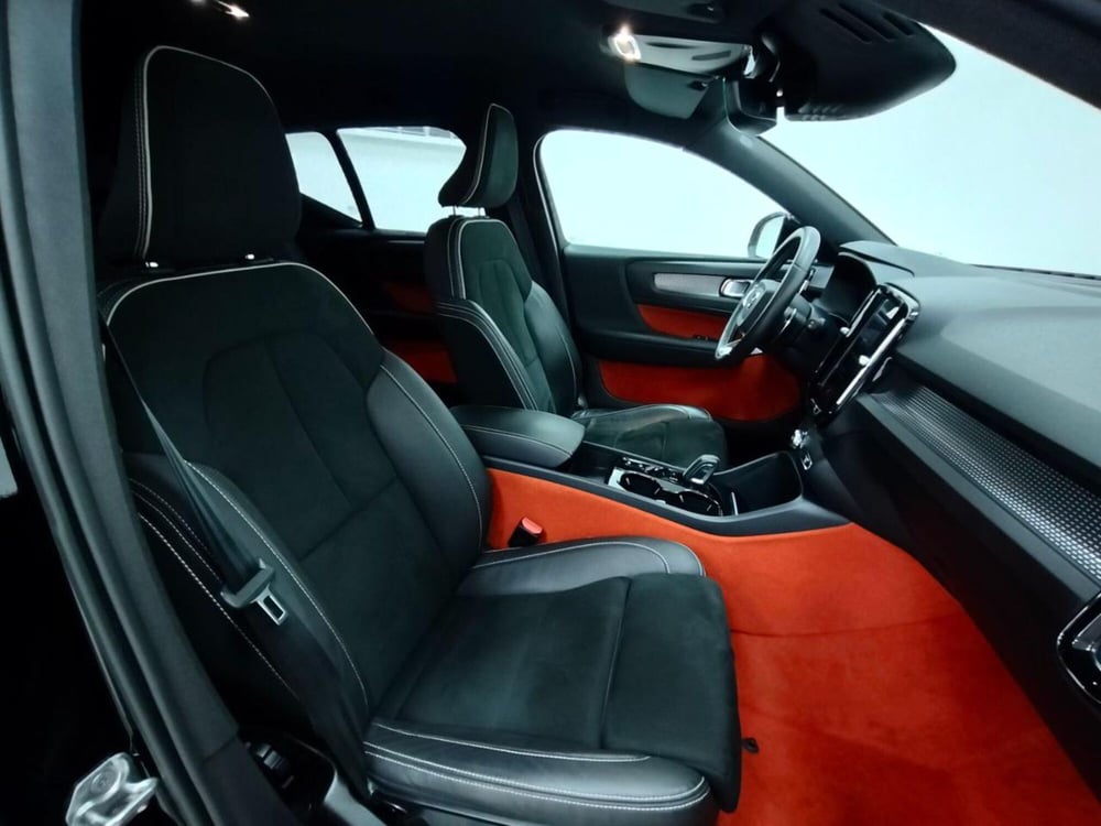 Volvo XC40 usata a Como (3)
