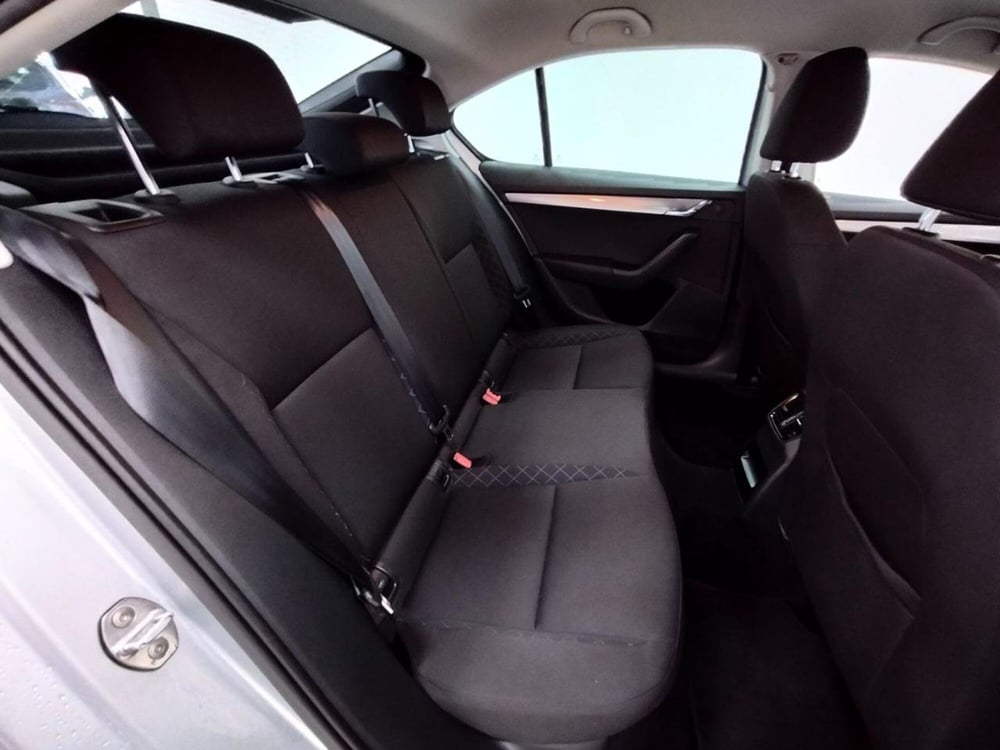 Skoda Octavia usata a Como (4)