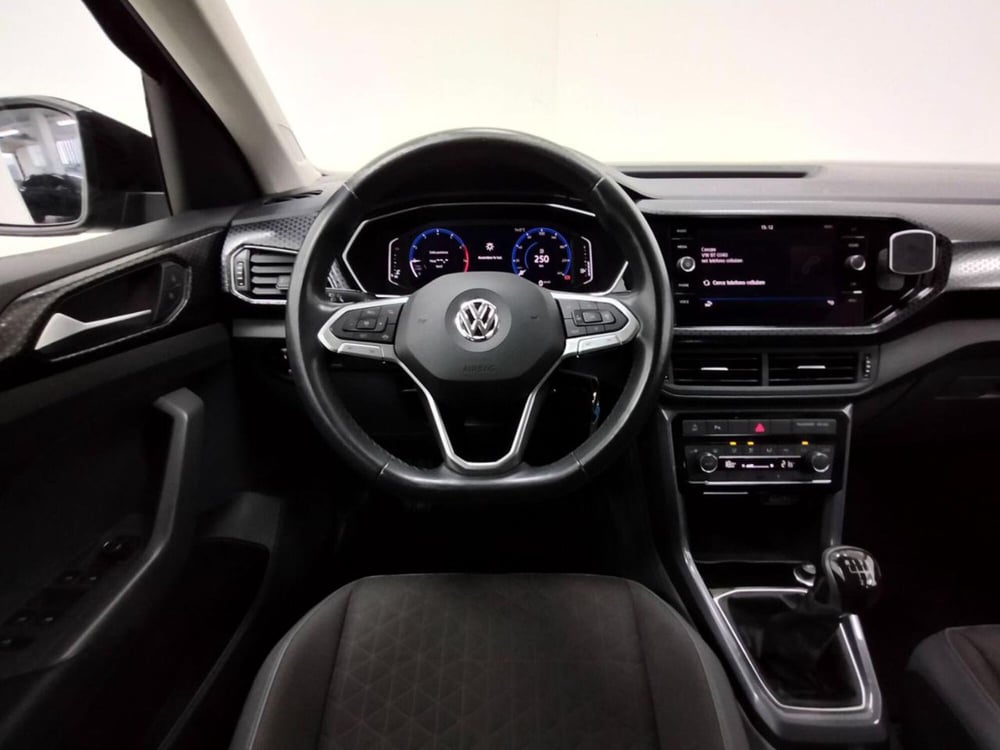Volkswagen T-Cross usata a Como (10)