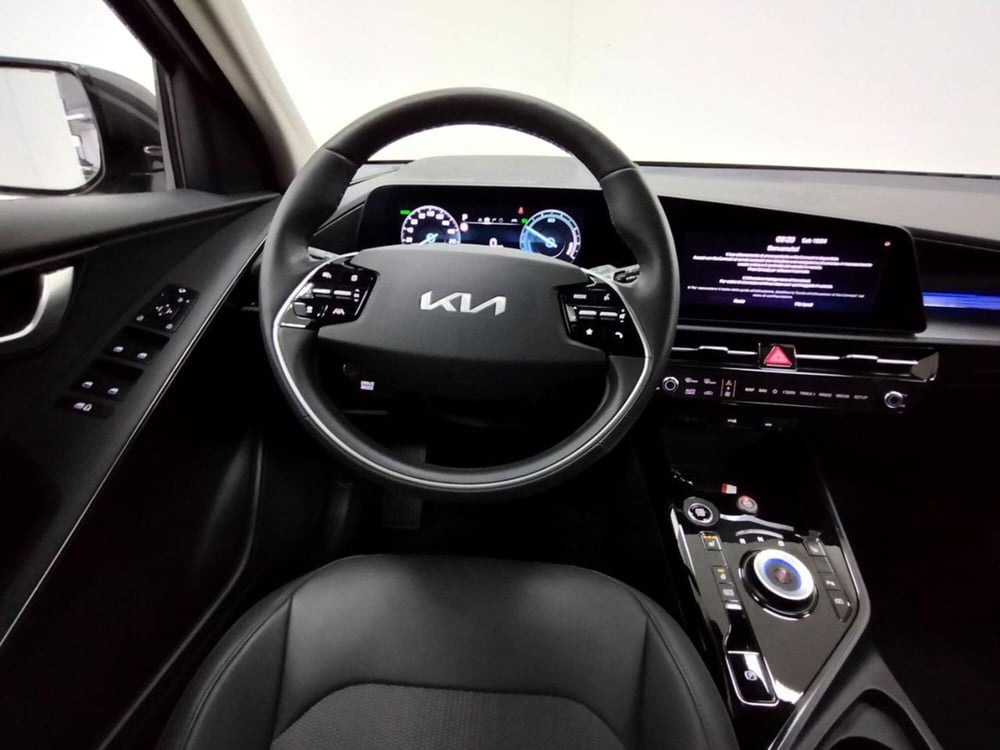 Kia Niro usata a Como (11)