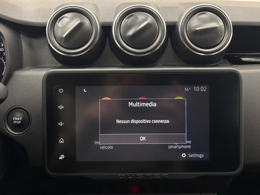 Dacia Duster usata a Como (15)
