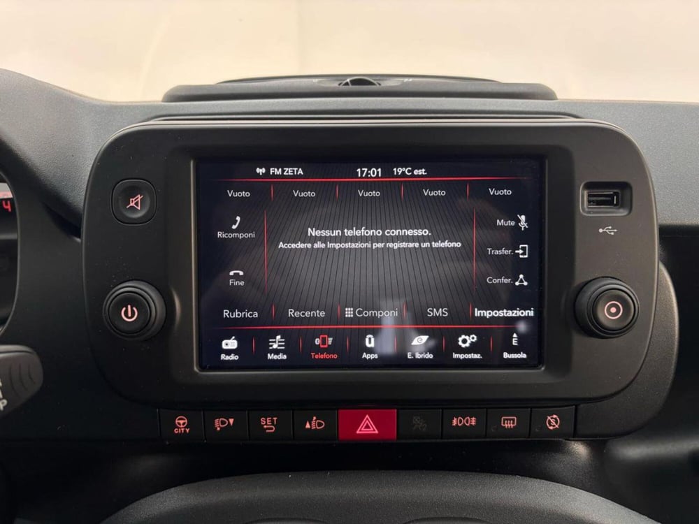 Fiat Panda Cross usata a Como (13)