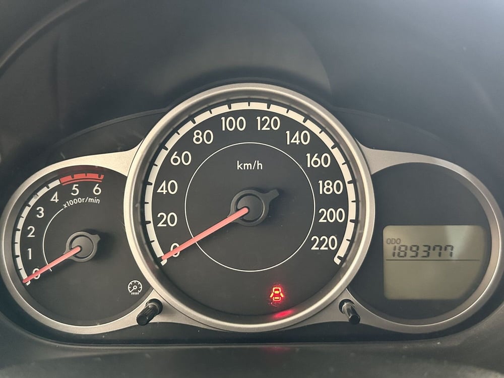 Mazda Mazda2 usata a Latina (13)