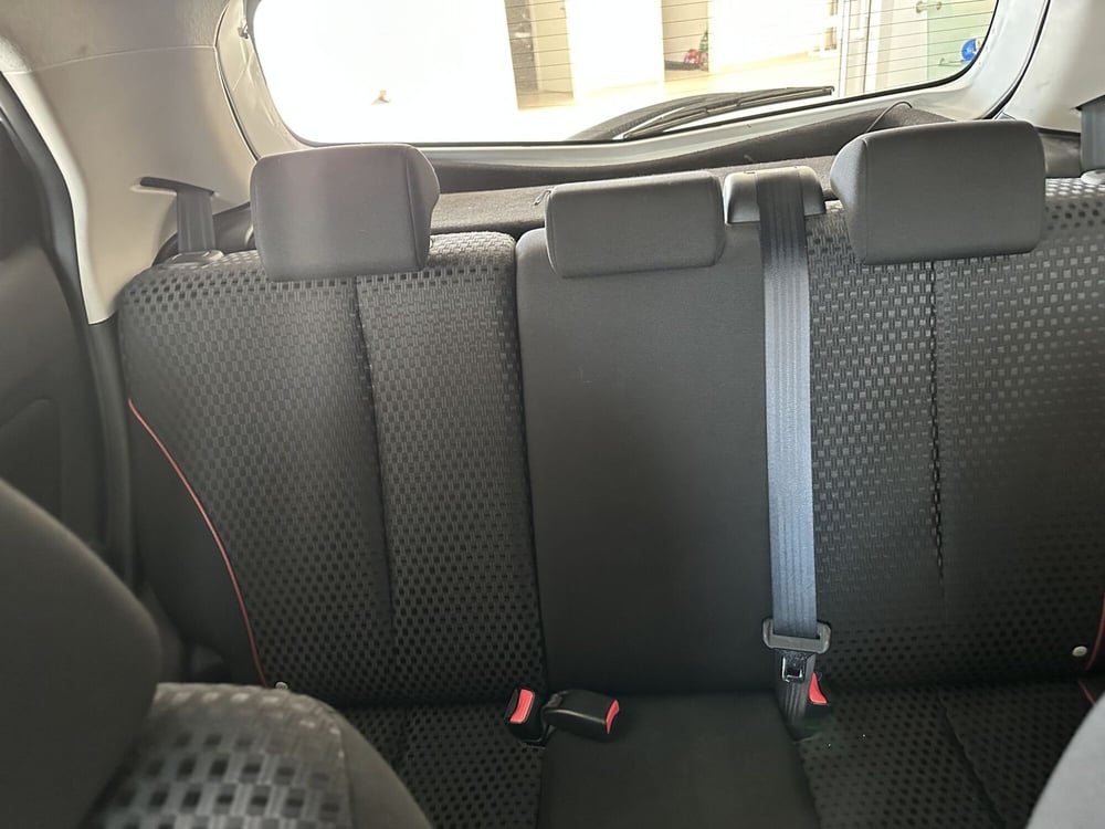 Mazda Mazda2 usata a Latina (18)