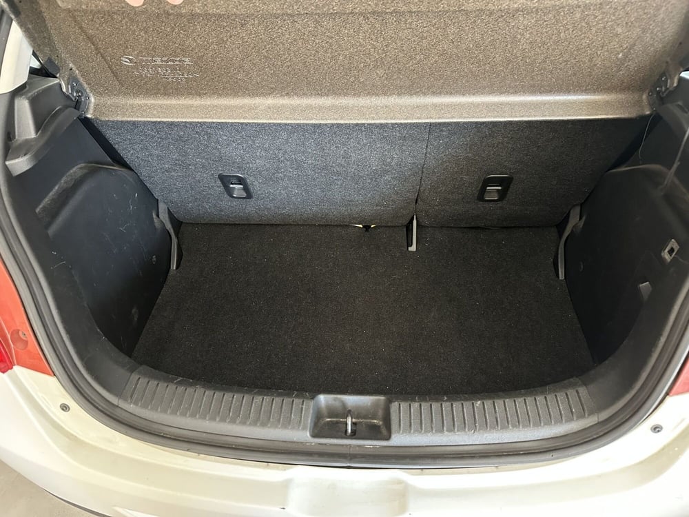 Mazda Mazda2 usata a Latina (7)