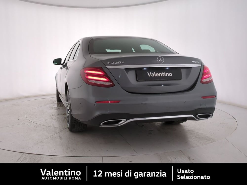 Mercedes-Benz Classe E usata a Roma (5)
