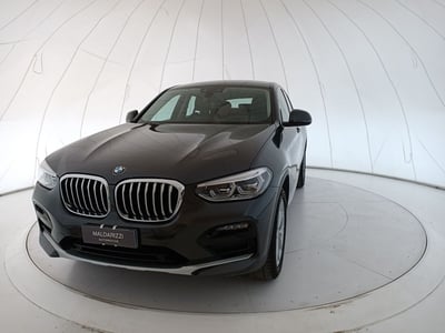 BMW X4 xDrive30d 48V 249CV xLine del 2021 usata a Bari