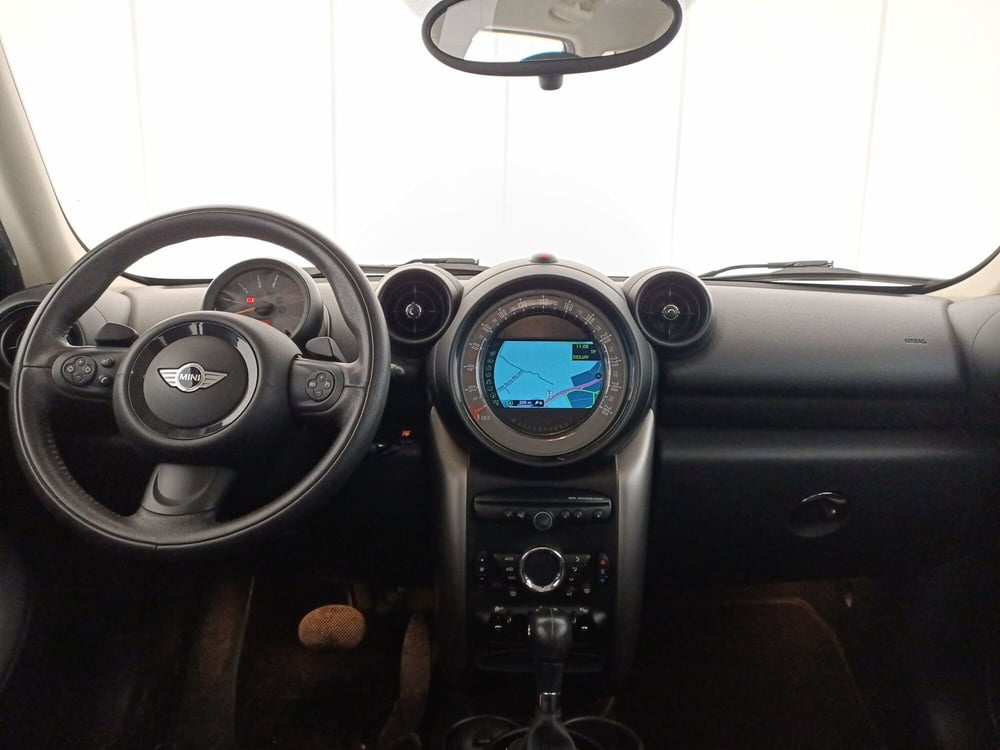MINI Mini Countryman usata a Bari (9)
