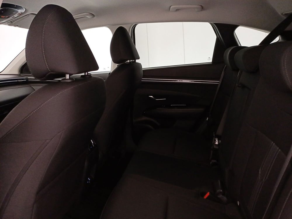 Hyundai Tucson usata a Bari (8)