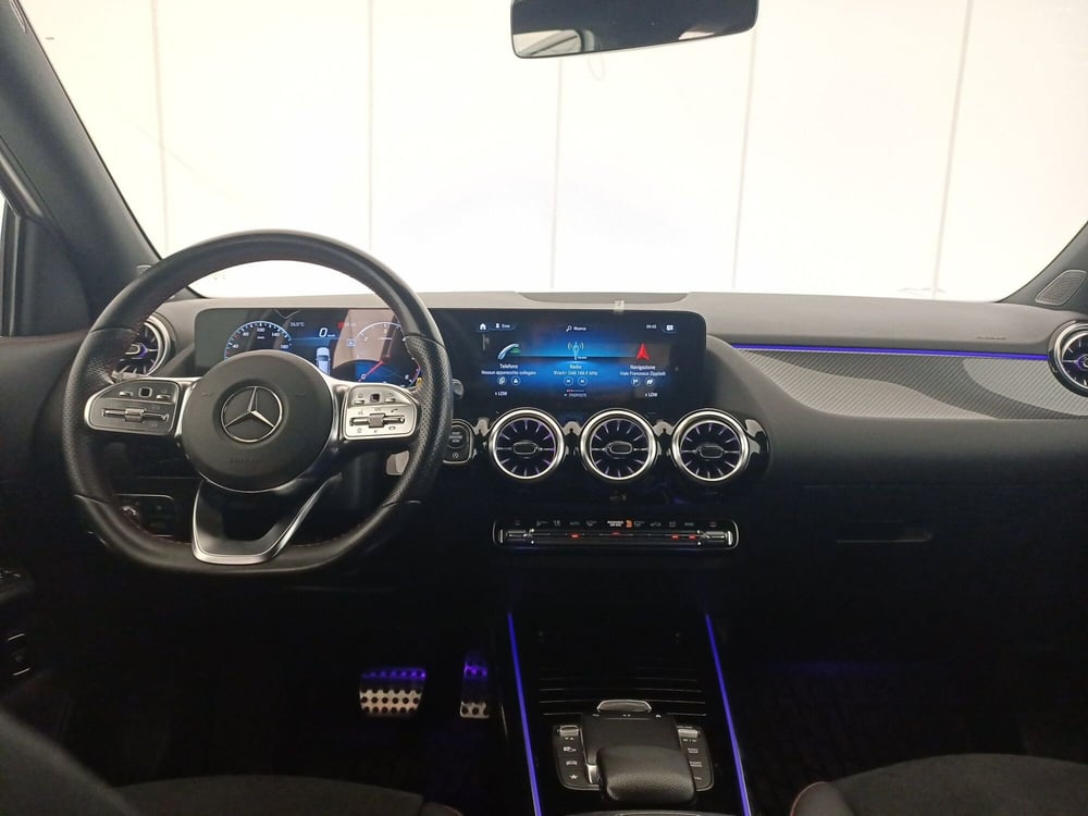Mercedes-Benz GLA SUV usata a Bari (10)