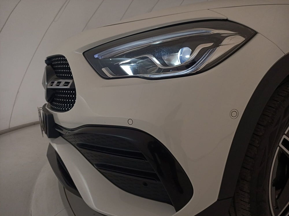 Mercedes-Benz GLA SUV usata a Bari (12)