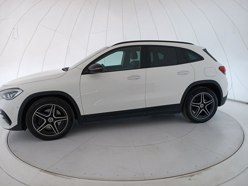 Mercedes-Benz GLA SUV usata a Bari (2)