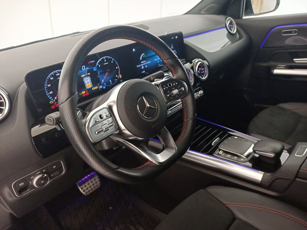 Mercedes-Benz GLA SUV usata a Bari (5)
