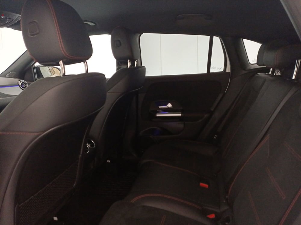 Mercedes-Benz GLA SUV usata a Bari (8)