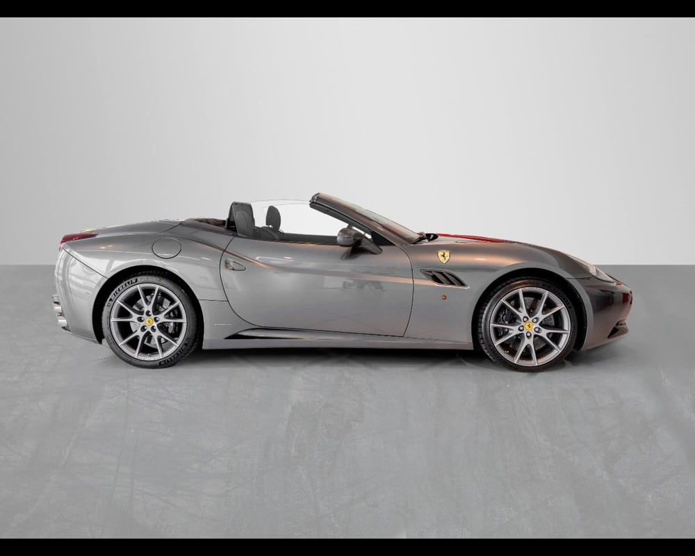 Ferrari California Spider usata a Padova (9)