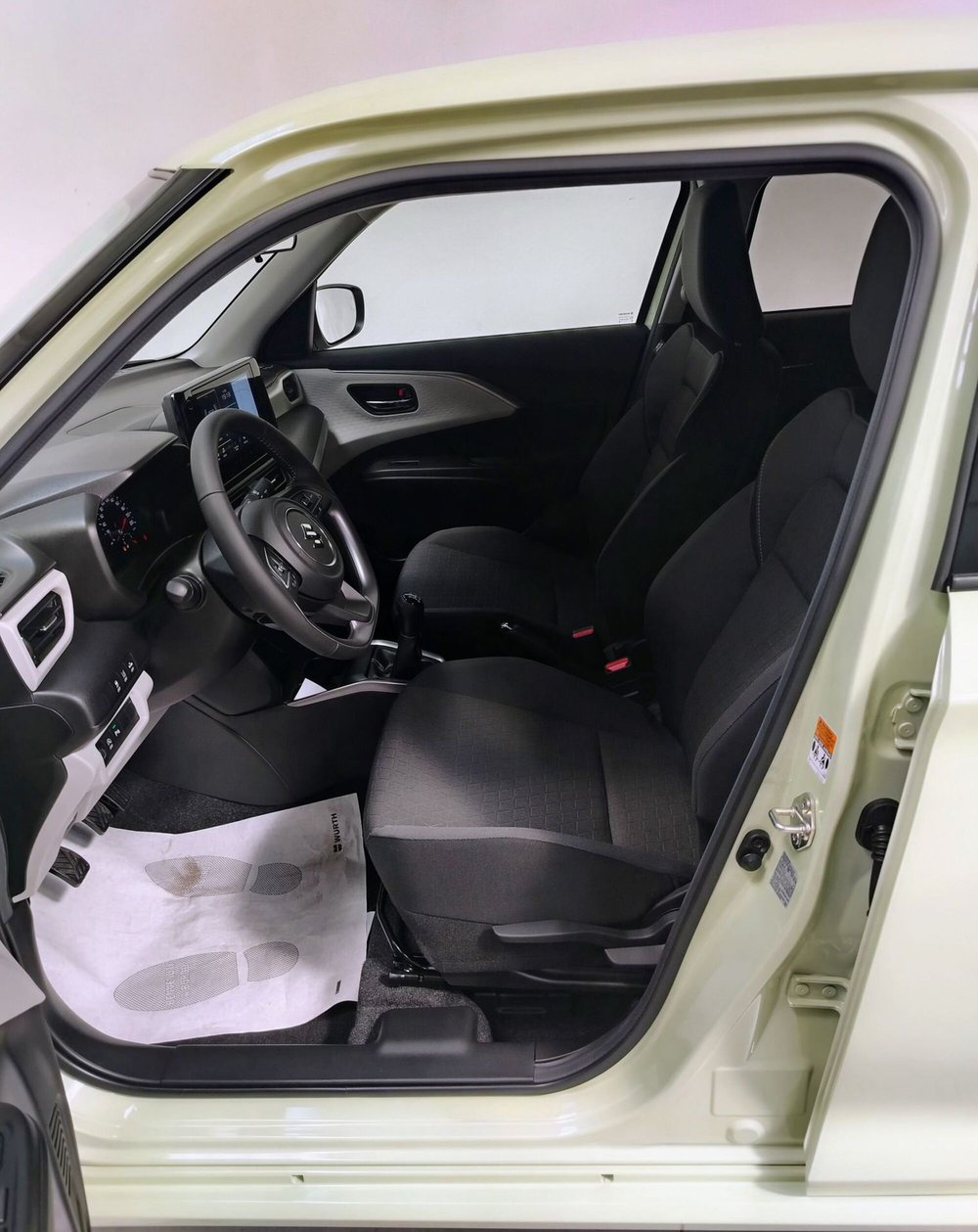 Suzuki Swift nuova a Rovigo (6)