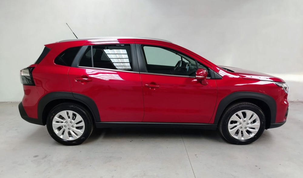 Suzuki S-Cross nuova a Rovigo (12)