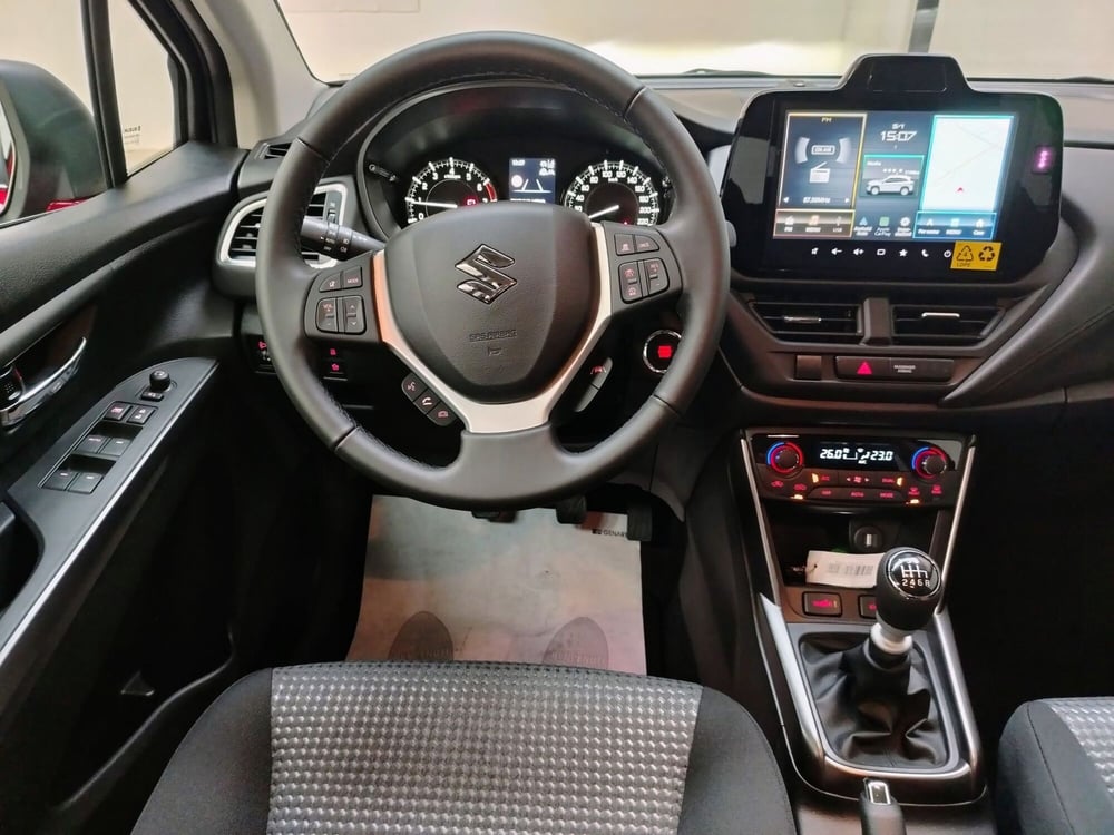 Suzuki S-Cross nuova a Rovigo (9)