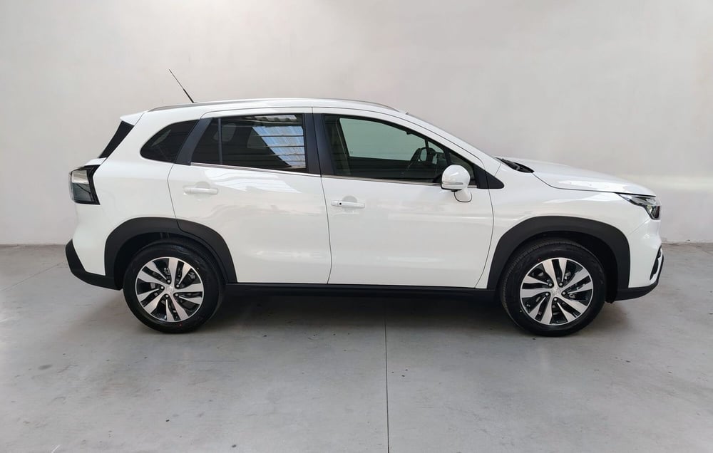 Suzuki S-Cross nuova a Rovigo (12)