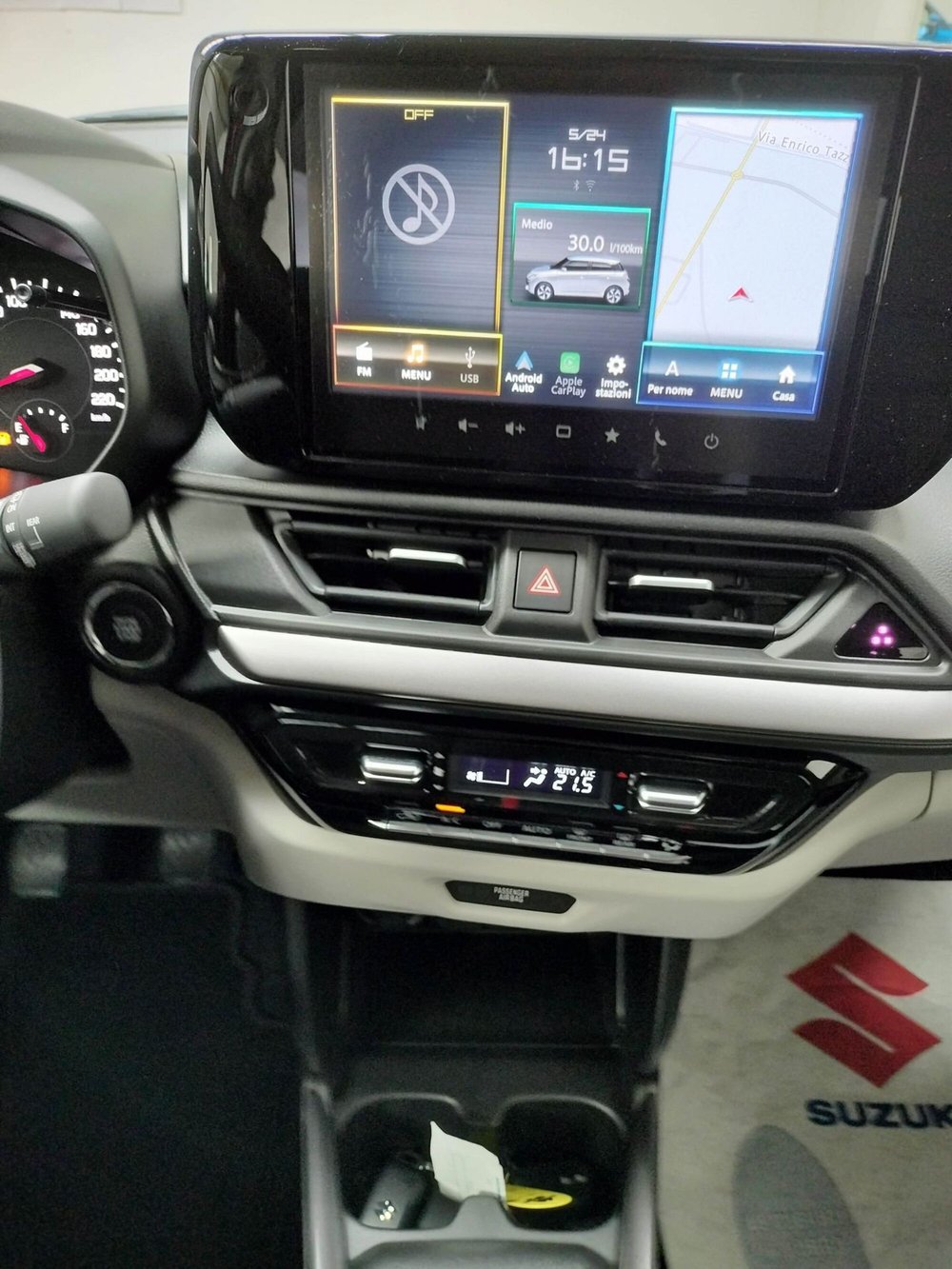 Suzuki Swift nuova a Rovigo (10)