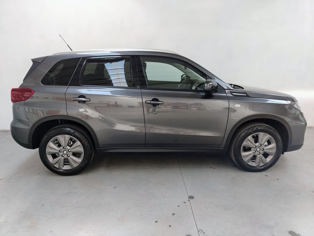Suzuki Vitara nuova a Rovigo (11)
