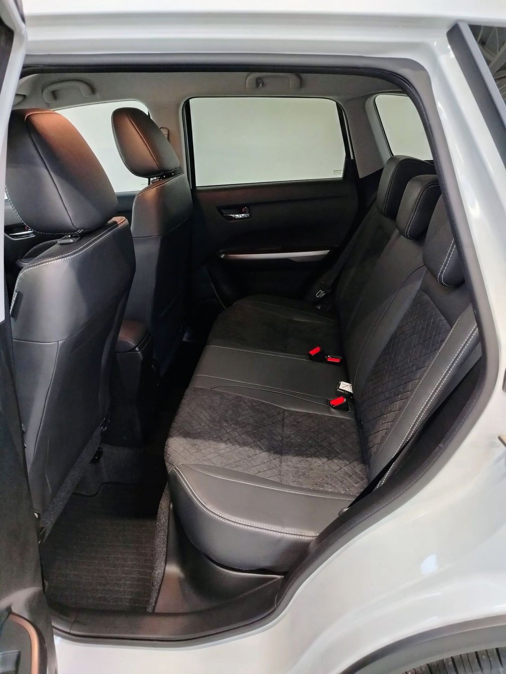 Suzuki Vitara nuova a Rovigo (7)