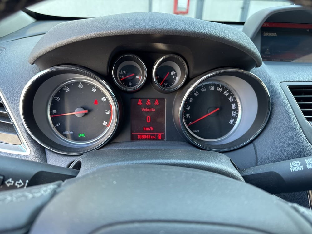 Opel Mokka usata a Ferrara (14)