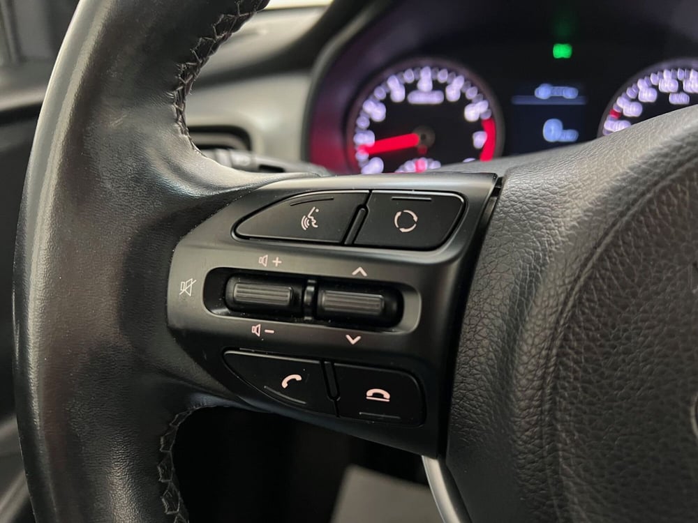 Kia Stonic usata a Bari (19)