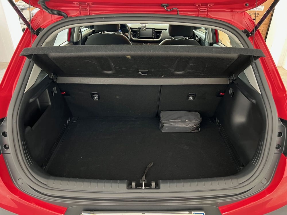Kia Stonic usata a Bari (9)