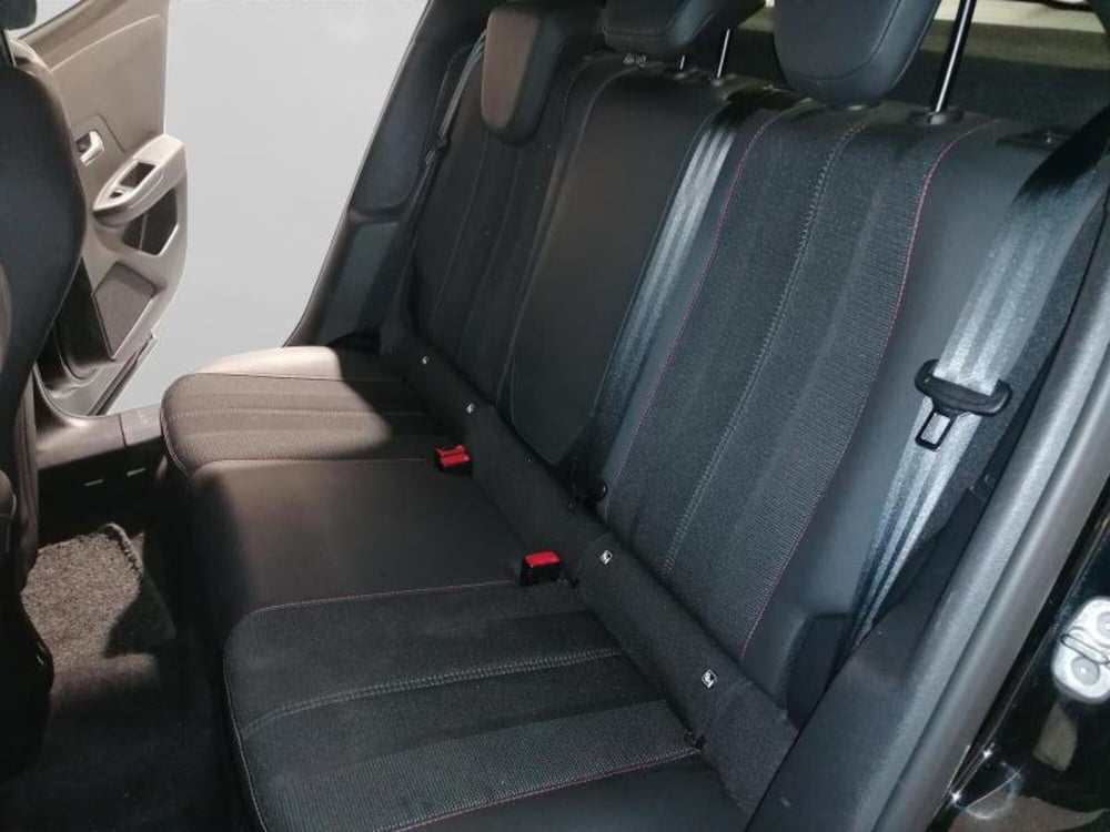 Opel Mokka usata a Genova (10)