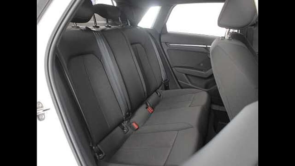 Audi A3 Sportback usata a Palermo (9)
