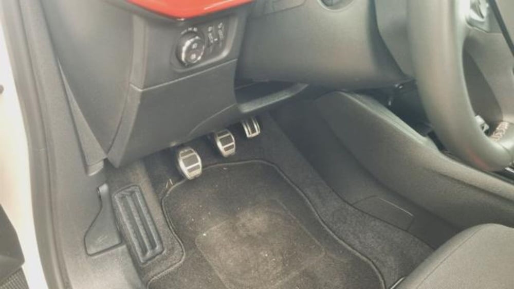 Opel Mokka usata a Savona (18)