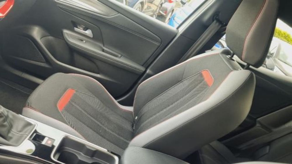 Opel Mokka usata a Savona (19)