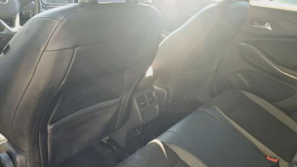 Opel Grandland X usata a Savona (18)
