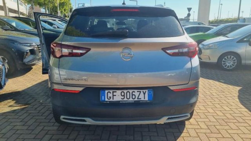 Opel Grandland X usata a Savona (19)