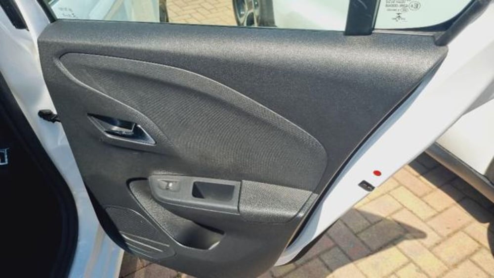 Opel Corsa usata a Savona (9)