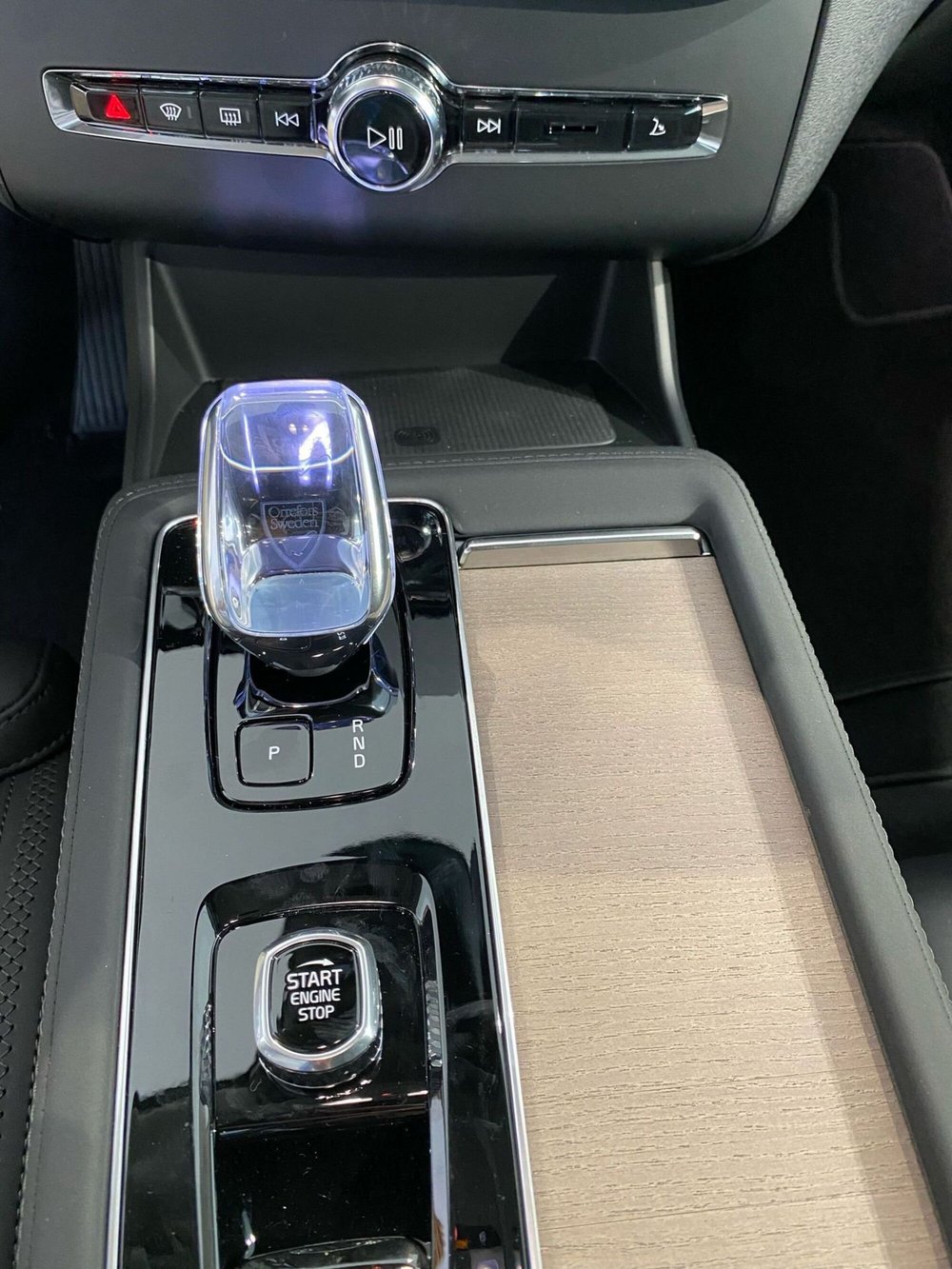 Volvo XC90 nuova a Como (13)