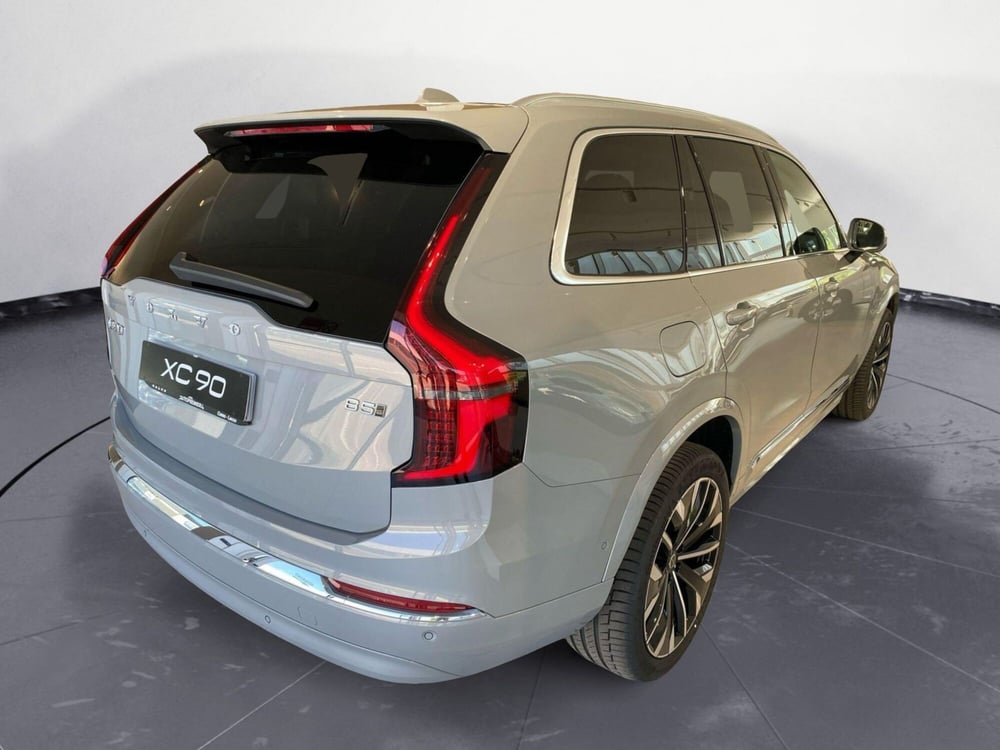 Volvo XC90 nuova a Como (6)