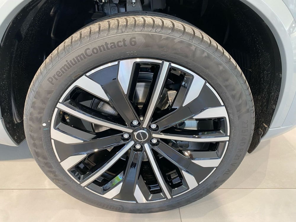 Volvo XC90 nuova a Como (7)