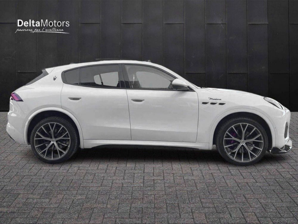 Maserati Grecale usata a Rimini (6)