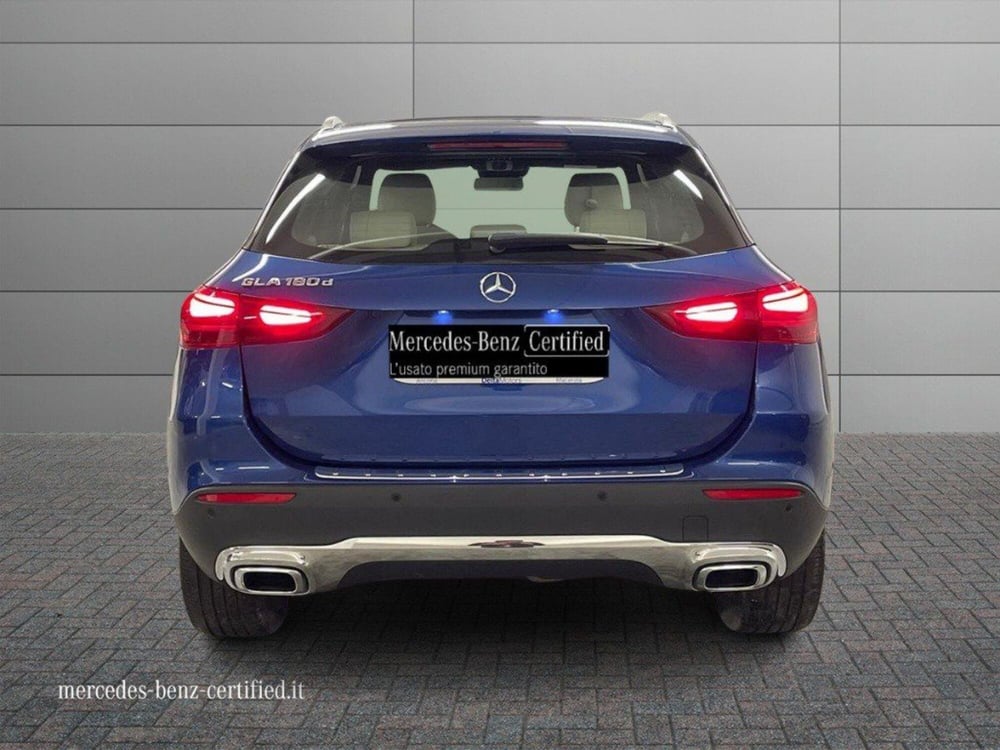 Mercedes-Benz GLA SUV usata a Rimini (6)