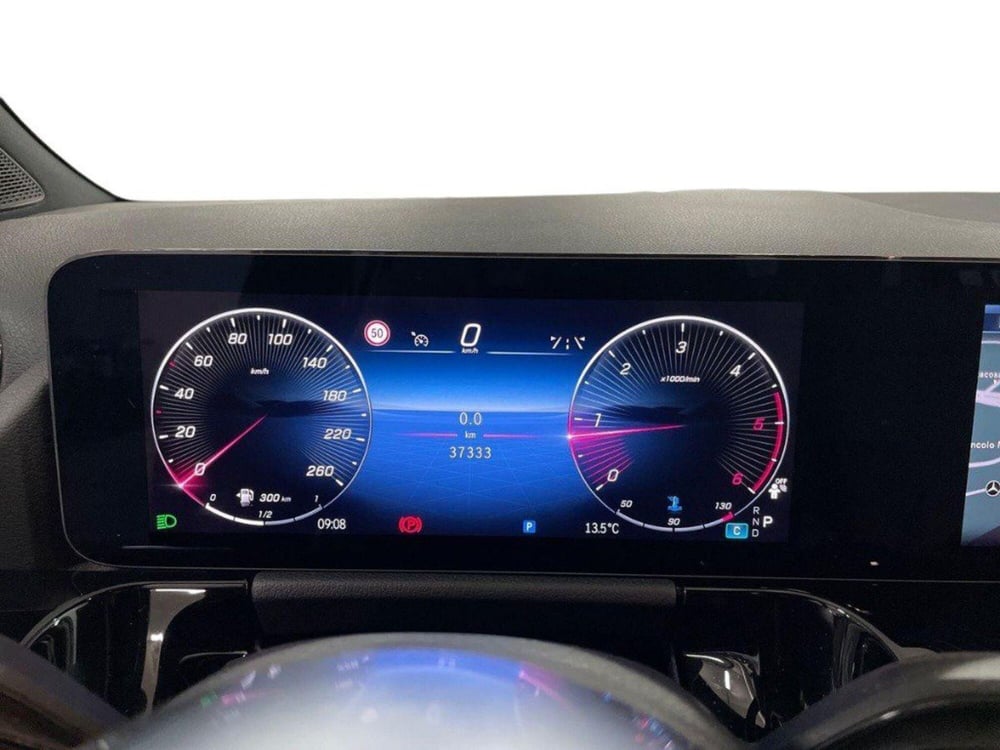 Mercedes-Benz GLA SUV usata a Rimini (9)