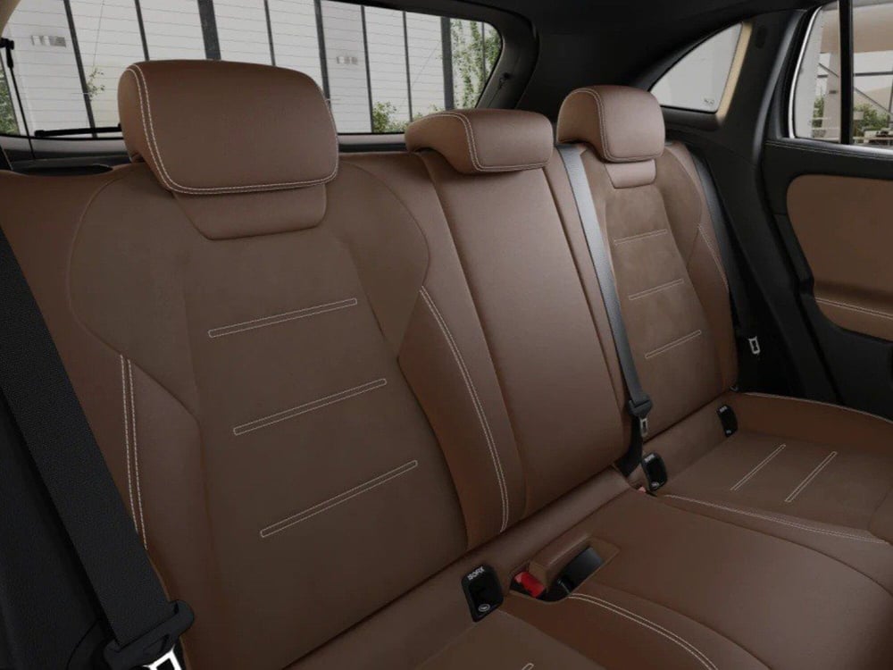 Mercedes-Benz GLA SUV nuova a Ancona (11)